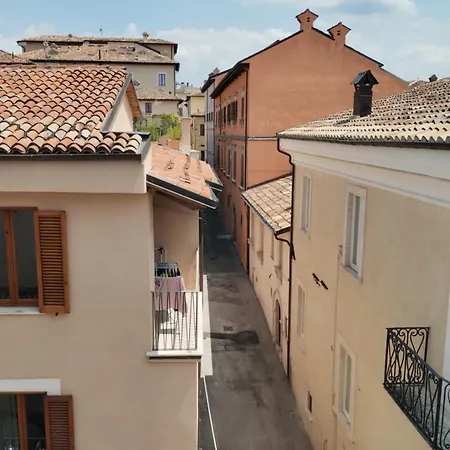 Apartament Garibaldi LʼAquila